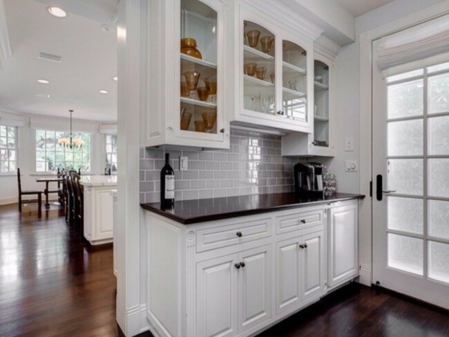 around-the-corner-from-the-kitchen-is-a-small-butlers-pantry