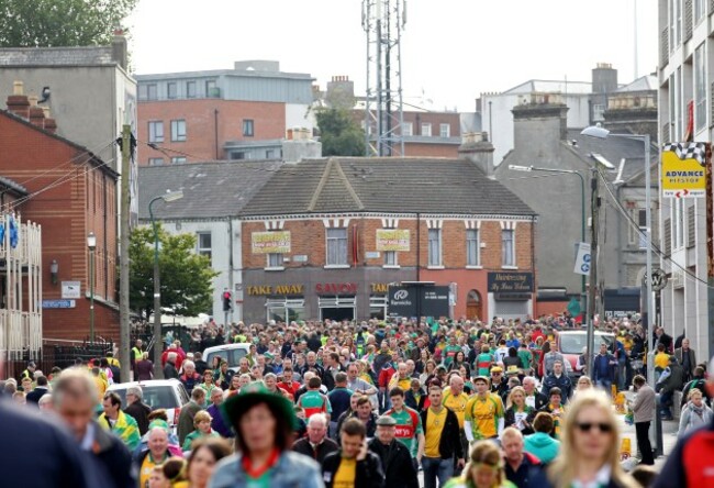 Fans' make their way to Croke Park Ê