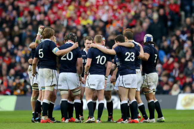 Scotland team huddle