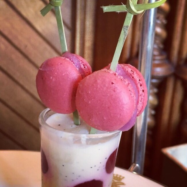 Tasty macaroons @ashfordcastle http://byrosalia.com/2015/07/20/ashford-castle-fabulous-tea/ #ByRosalia #Blog #UkBlogger #AshfordCastle #RedCarnationHotel #RCH #Love #Life #Ireland #Travel #Delicious #Perfect #Enjoy #Foodies #Tea #AfternoonTea #Pastries #Macaron #Macaroon