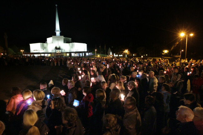 14/8/2015 Pictured is the Candlelight Rosary Proce