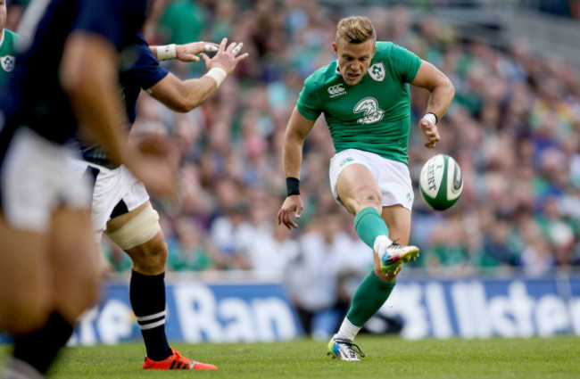 Ian Madigan cross field kicks for Luke Fitzgerald to score a try