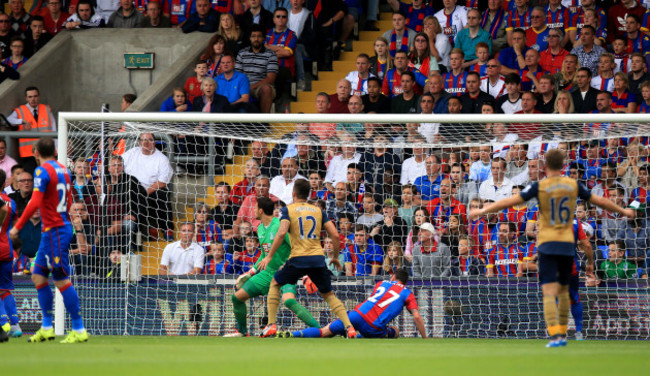 Soccer - Barclays Premier League - Crystal Palace v Arsenal - Selhurst Park