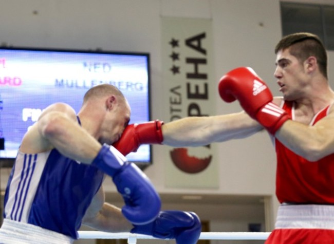 Joe Ward in action against Peter Mullenberg