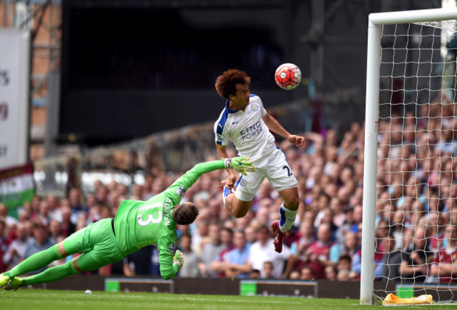 Soccer - Barclays Premier League - West Ham v Leicester City - Upton Park