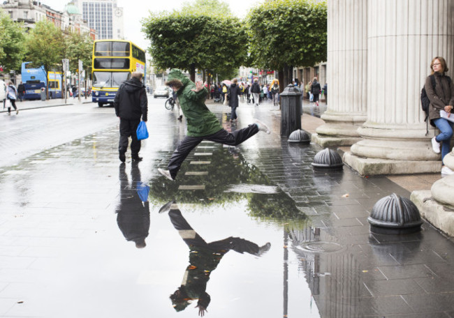 19/8/2015. A member of the public jumps over a pud