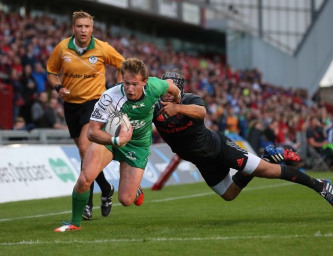 Kieran Marmion scores his second try