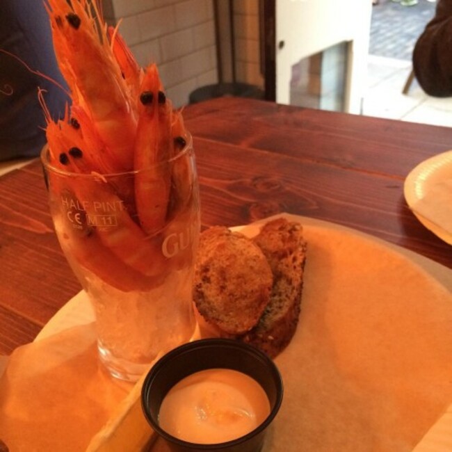 Half a #pint of #prawns @dublinklaw #klaw #templebar #Dublin #Dublinfood #lovedublin @lovindublin @lovelydubleyinsta #uncoverdublin #discoverdublin #whatsarahate @yelpdublin