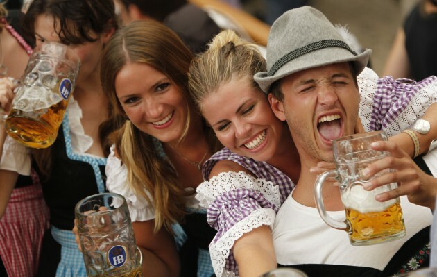 In pictures the beer flows as Germanys Oktoberfest gets under