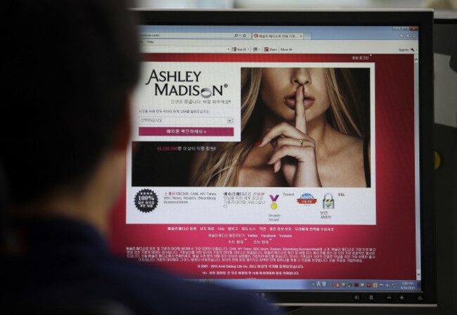 Cheating Website