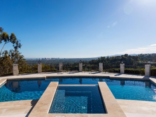 the-views-only-get-better-as-you-submerge-yourself-in-the-sleek-pool