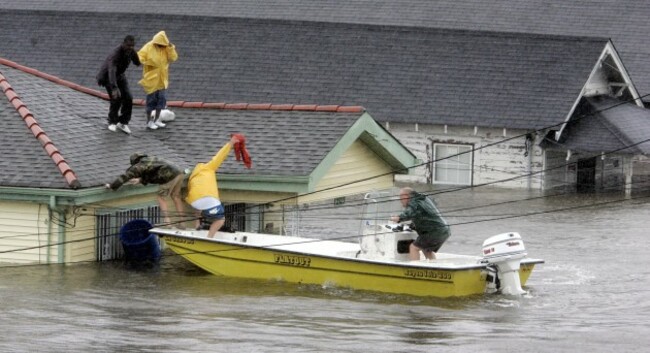 CORRECTION TOPIX HURRICANE KATRINA