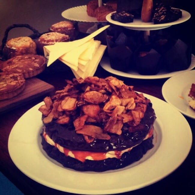 Because Sunday's are there to spoil yourself #cake #treats #noms