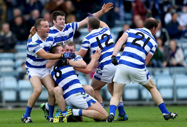 Shane Hurley, Liam Collins, Sean Dineen, Michael Hurley, Stephen Hurley and Dan Hegarty celebrates at the final whistle