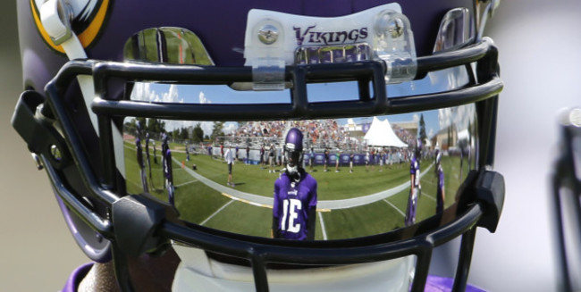 Vikings Camp Football