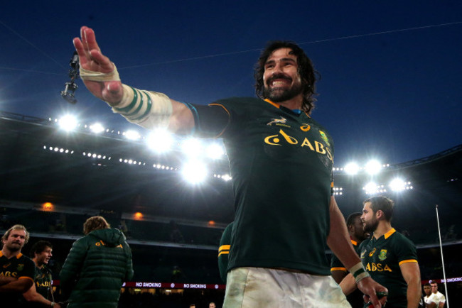 Victor Matfield celebrates