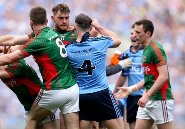 Philly McMahon clashes with Aidan O&Otilde;Shea