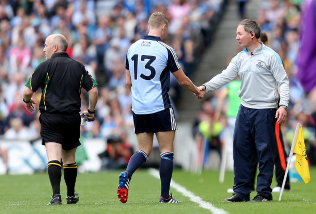 Paul Mannion shakes hands with manager Jim Gavin