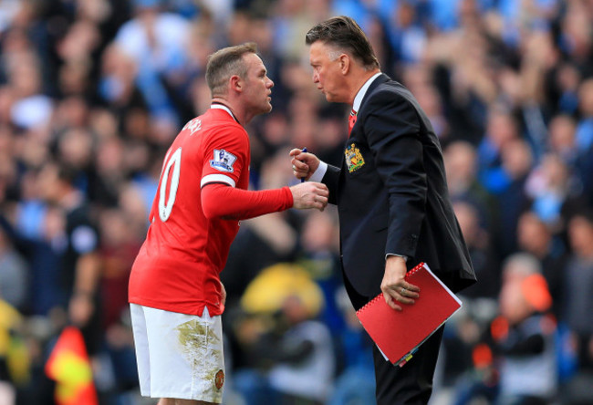 Soccer - Barclays Premier League - Manchester City v Manchester United - Etihad Stadium