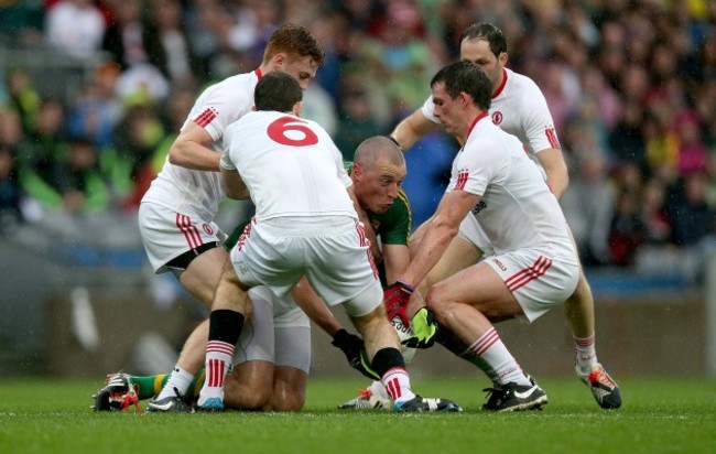 Kieran Donaghy surrounded