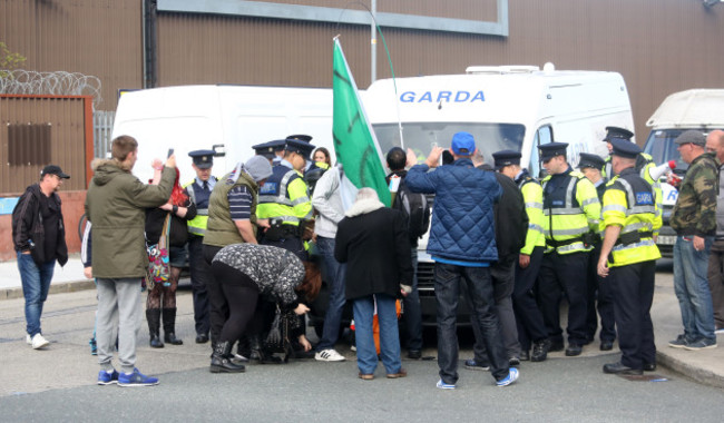 16/9/2015 Garda with anti water protesters outside