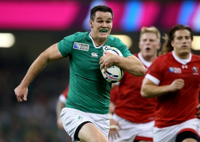 Jonathan Sexton runs in for their third try