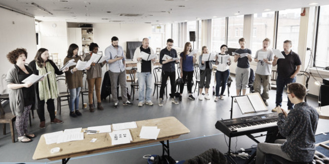 Tom Lane and Chorus rehearse Oedipus for Abbey stage Pic Ros Kavanagh (1)