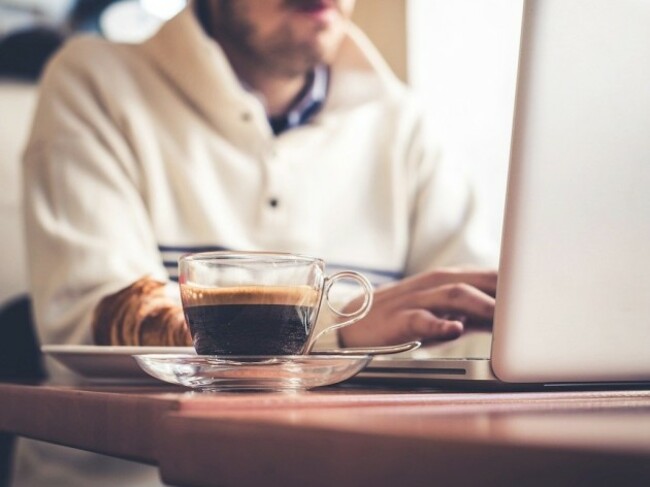 man-laptop-coffee