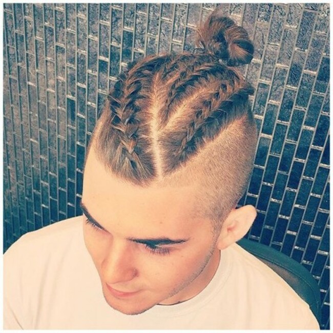 We love a good #manbun, how do you feel about the #manbraid trend coming up? #regram @michael_yonce Braids for days✌