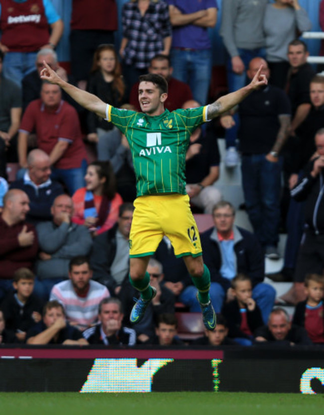 Soccer - Barclays Premier League - West Ham United v Norwich City - Upton Park