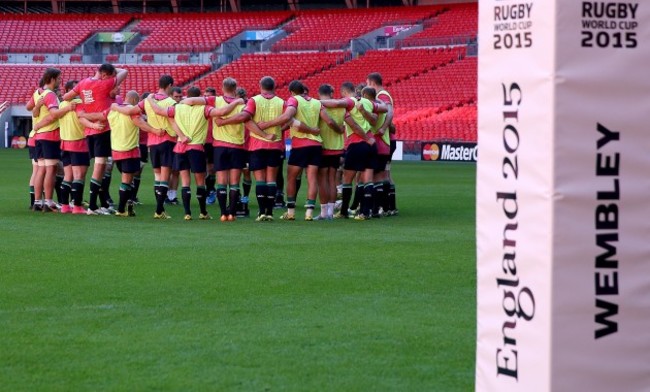 The Ireland team huddle