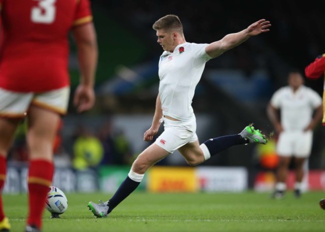 EnglandÕs Owen Farrell kicks a penalty