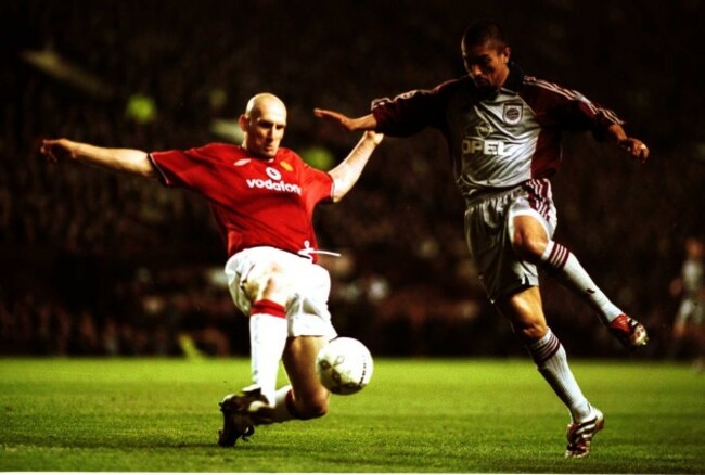 Soccer - UEFA Champions League - Quarter Final First Leg - Manchester United v Bayern Munich