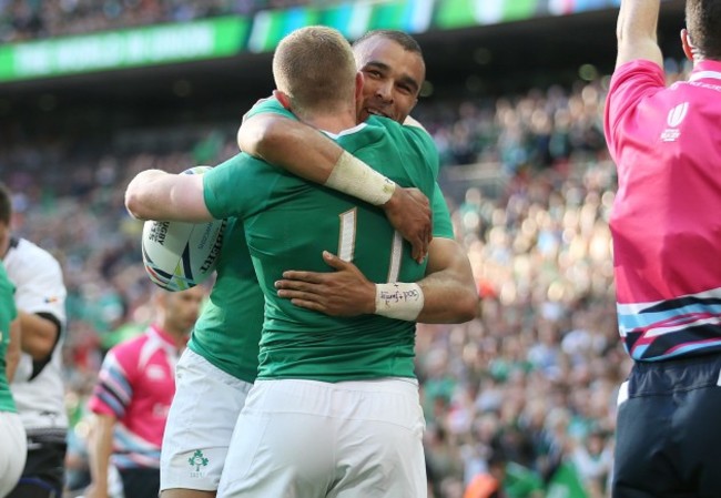 Keith Earls celebrates his try with Simon Zebo