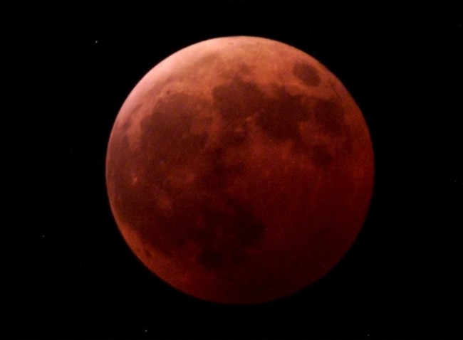 Total Lunar Eclipse