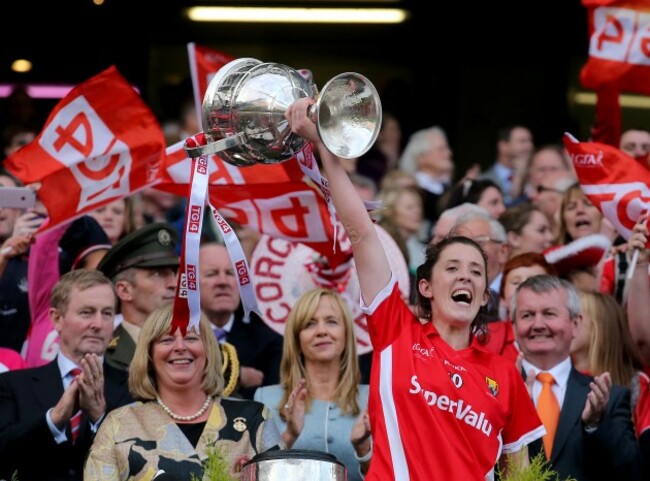 Ciara O'Sullivan lifts the Brendan Martin Cup