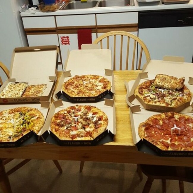 #collegepizza