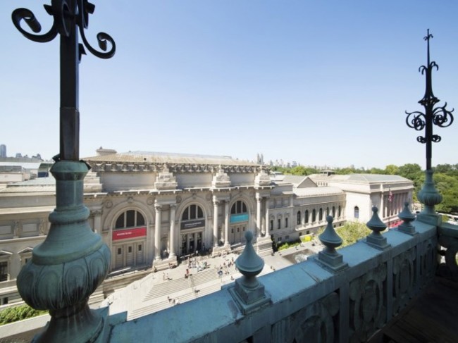 terrace-views-of-the-met-are-part-of-the-magic