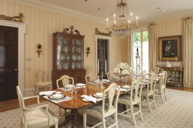 theres-a-grand-formal-dining-room
