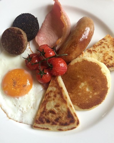 ALL the breads at breakfast this morning: soda bread, potato bread and pancake #ulsterfry