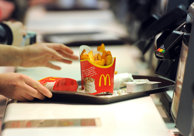 McDonald's trial table service