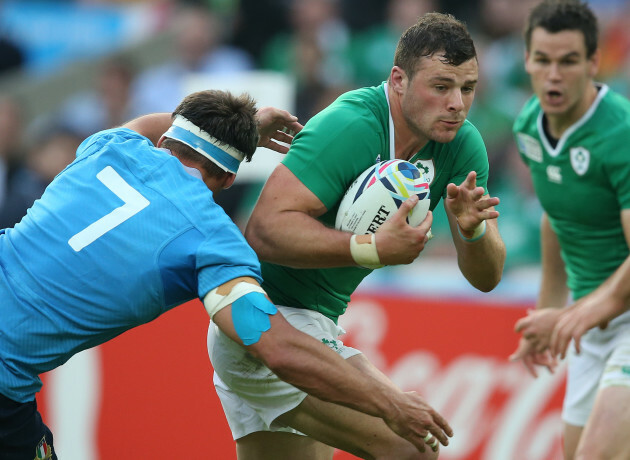 IrelandÕs Robbie Henshaw