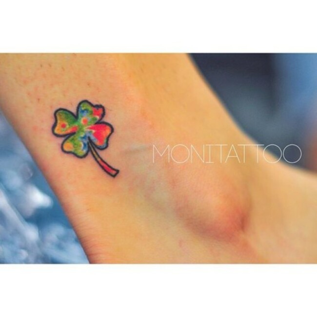 Clover | colourful luck #dublintattooartists #dublintattoo #freehandtattoo #monicagomes #monitattoo #clovertattoo #lucktattoo #luckytattoo #shamrocktattoo #colourfultattoo