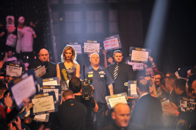 Darts - 2014 William Hill World Darts Championship - Day Three - Alexandra Palace