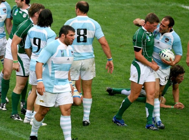 Ronan O'Gara with Felipe Contepomi