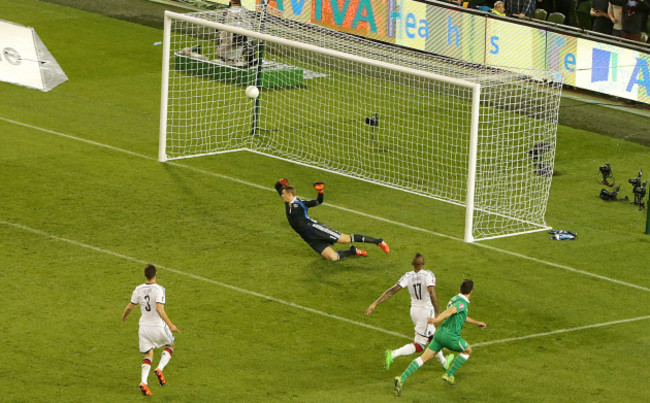 Shane Long scores their first goal