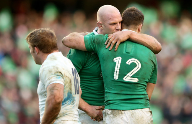 Paul OÕConnell celebrates with Robbie Henshaw after the game