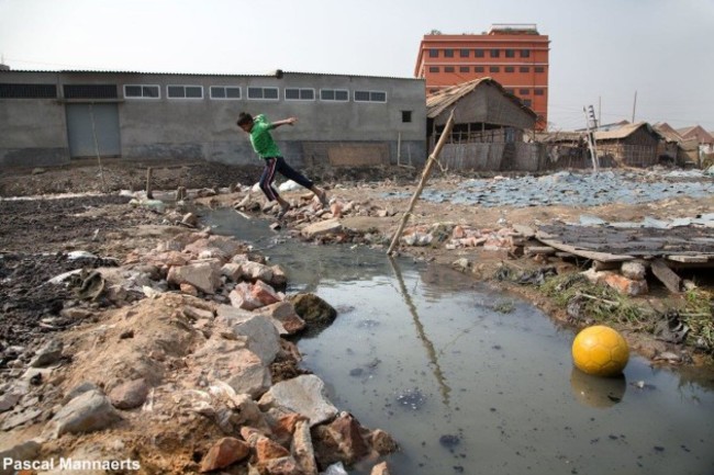 improper-disposal-methods-used-to-burn-scraps-of-leather-result-in-soaring-levels-of-pollution-and-an-increased-risk-of-respiratory-illnesses-for-residents