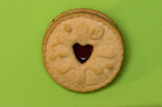 Biscuit: Green Jammy Dodger