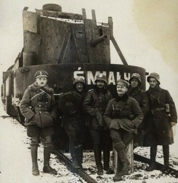 These are the incredible armoured trains of World War I and World